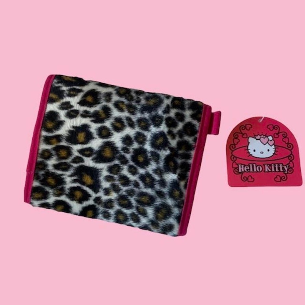 Hello kitty leopard print wallet - Picture 3 of 4